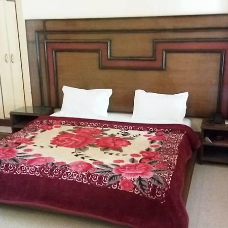 Hotel Bhajgovindam Haridwār Esterno foto
