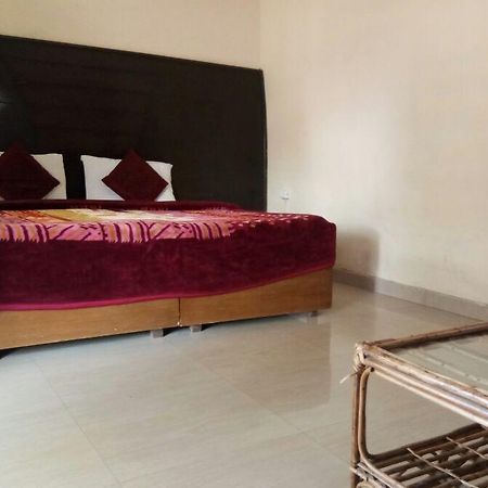 Hotel Bhajgovindam Haridwār Esterno foto